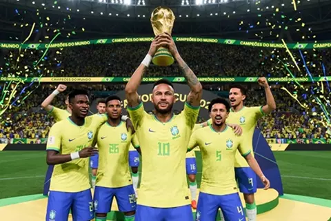 مقارنة شاملة بين مود كأس العالم في EA FC 26 وeFootball 2026
